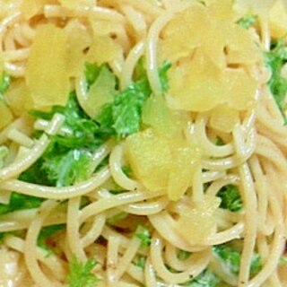 わさび菜とりんご煮のスパゲティサラダ